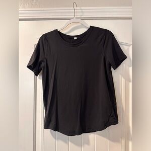 Lululemon black workout top
